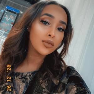 Meet your Posher, Hamdia